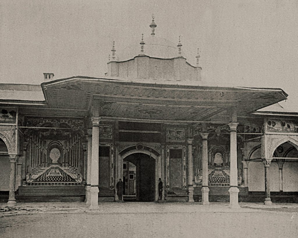 2.-1024x819.jpg