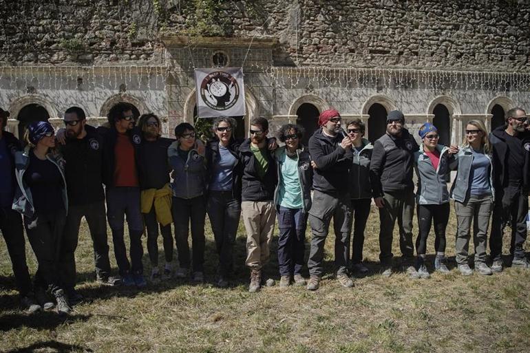 Dünya bu 15 kişiyi konuşuyor 40 gün boyunca mağarada yaşadılar, çıkınca söyledikleriyle şaşırttılar