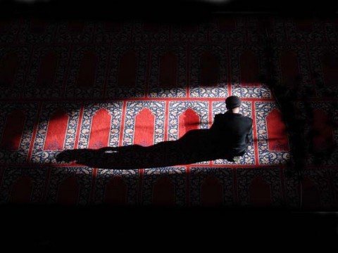 kil-beni-ey-namaz.jpg