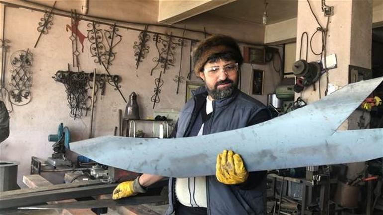 Demirci ustası, Zülfikar kılıç yaptı