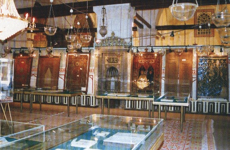 mescidden.jpg