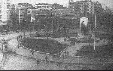 taksimmeydani.jpg