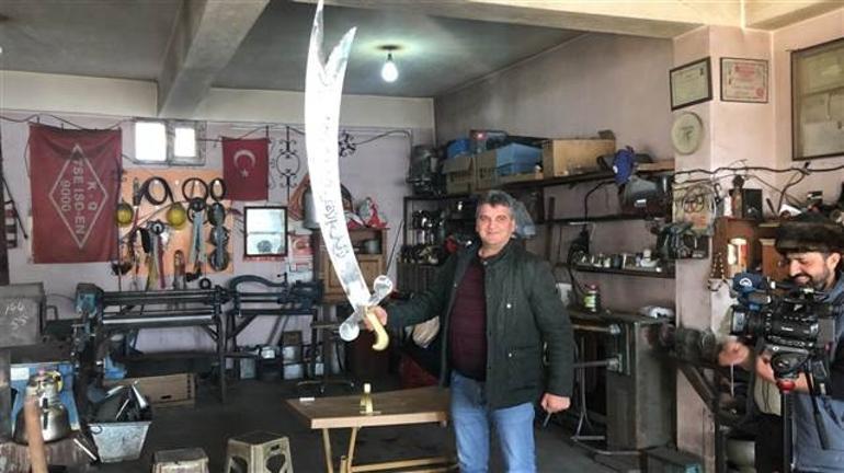 Demirci ustası, Zülfikar kılıç yaptı